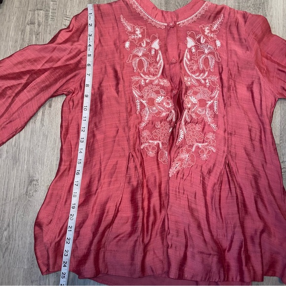 Soft Surroundings Top Womens M Pink Floral Silk Blend Embroidered Boho - Picture 13 of 13
